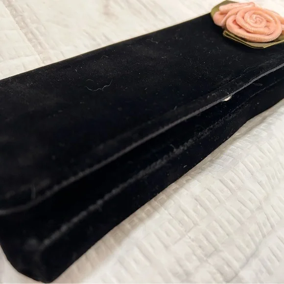 Shira Leah Black Velvet Clutch with Velvet Rose and Magnetic Closure - Picture 2 of 7